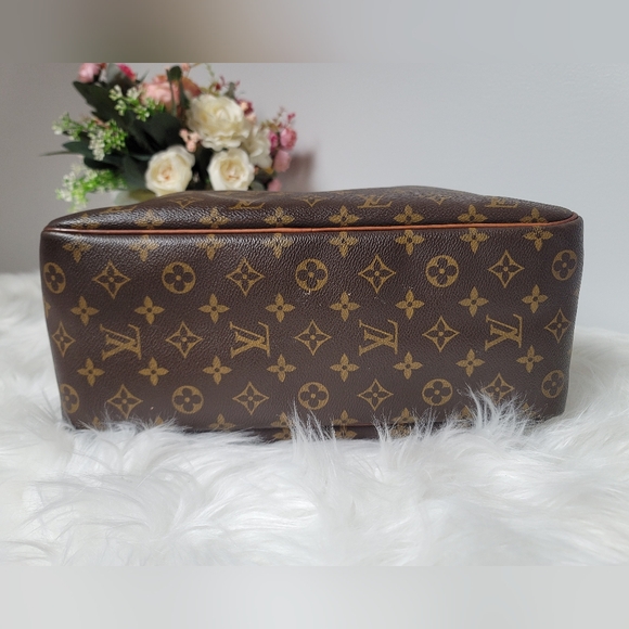 Louis Vuitton Monogram Trouville Authentic - Picture 10 of 17